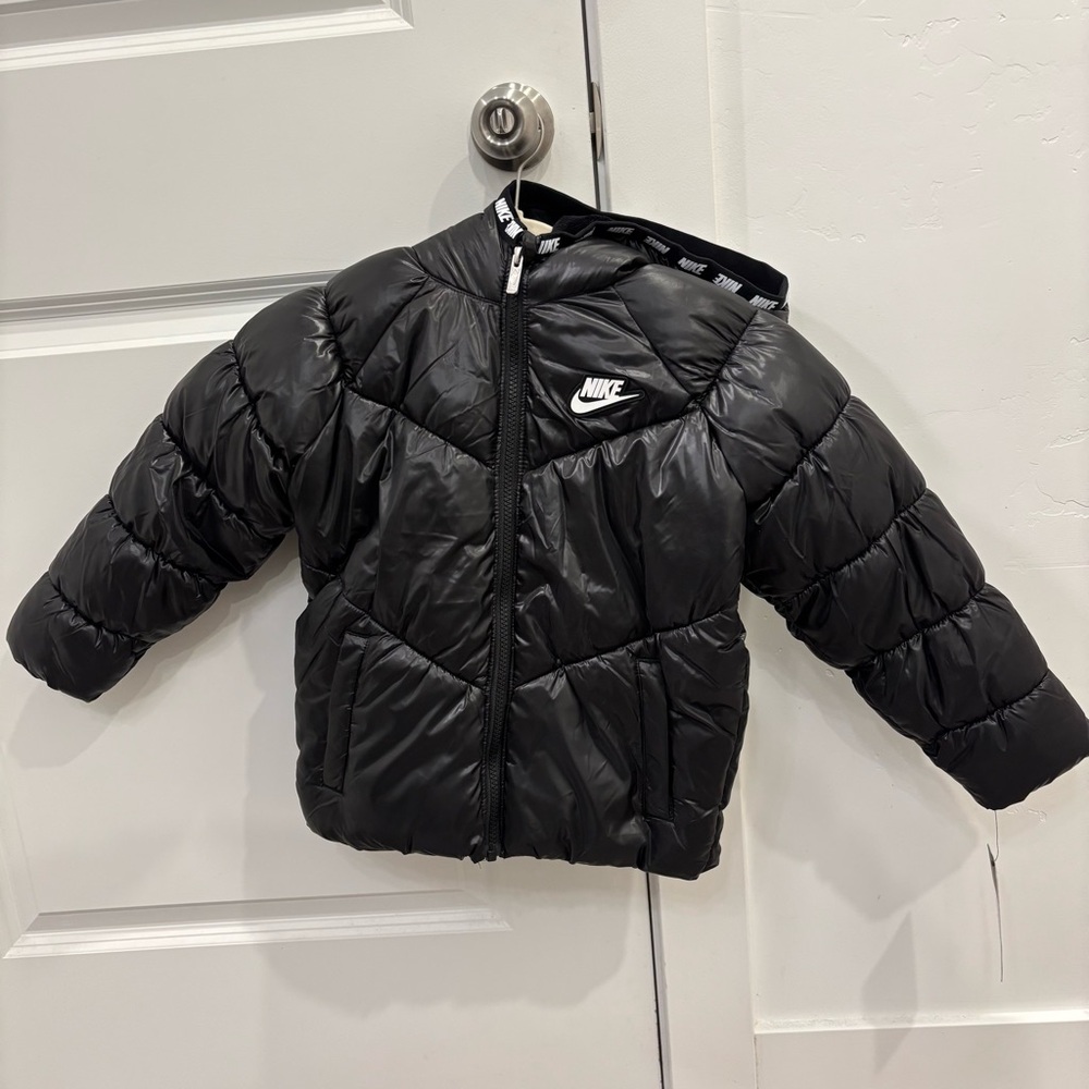New Nike girls coat size 6 M